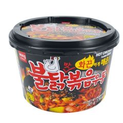 Wang Instant Hot Chicken Flavour Udon 221g
